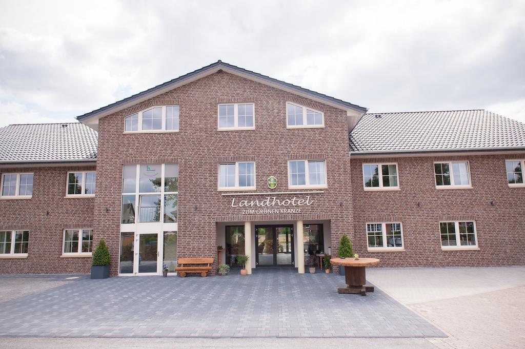 Landhotel Zum Gruenen Kranze Espelkamp-Mittwald Exterior foto